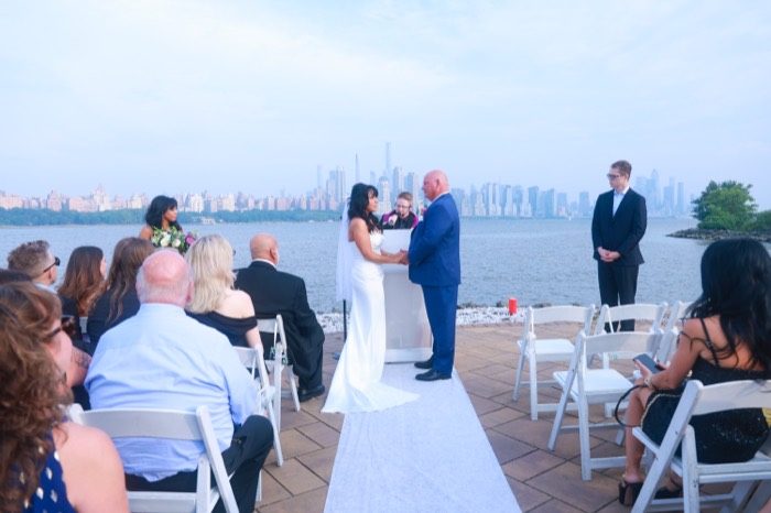 Wedding photograph by Sosashotme Photography